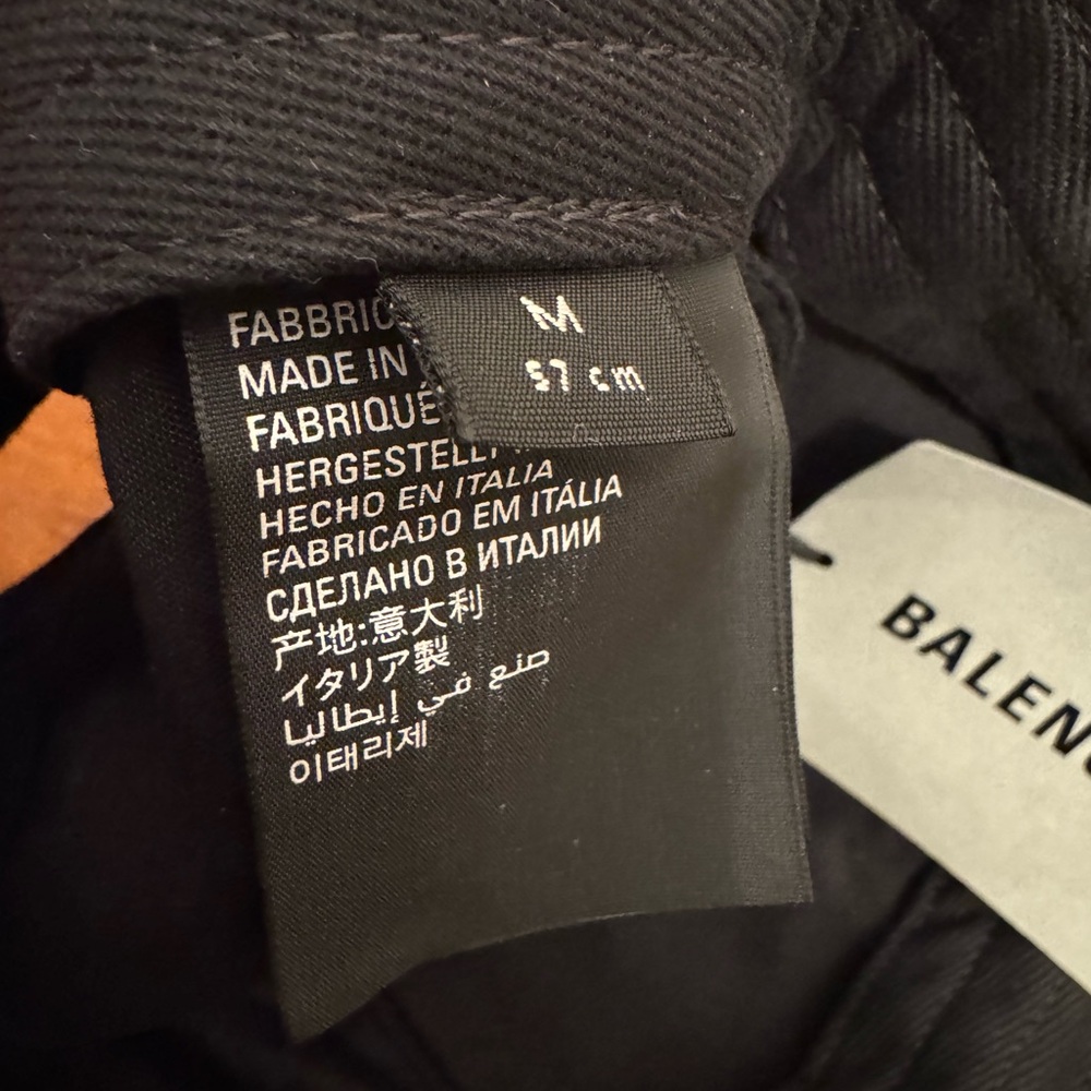 Balenciaga BB Monogram Baseball Cap - Picture 7 of 7